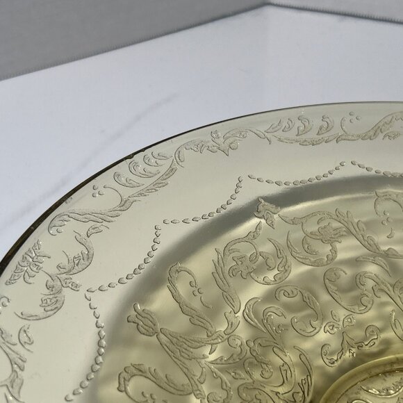 30052 Federal Glass Company Amber Round Glass Cake Plate and Serving Bowl - Picture 9 of 10